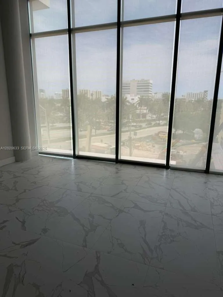 21290 Biscayne Blvd # 311, Aventura FL 33180