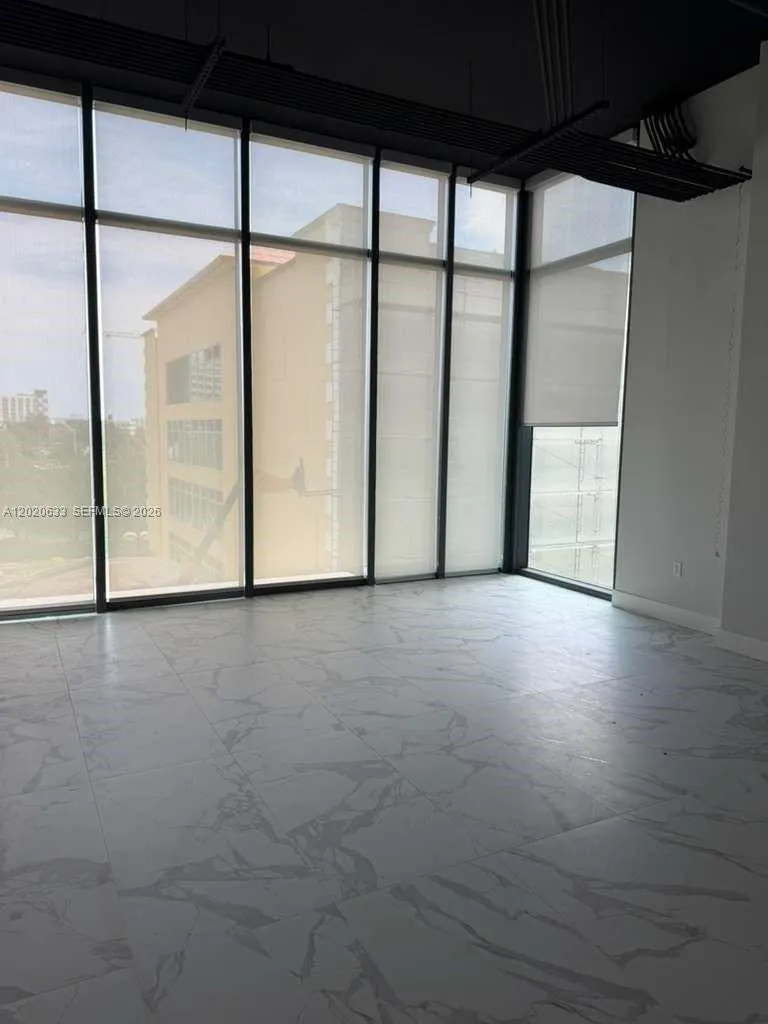 21290 Biscayne Blvd # 311, Aventura FL 33180