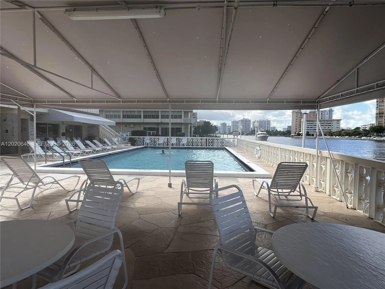 1817 S Ocean Dr # 718, Hallandale Beach FL 33009