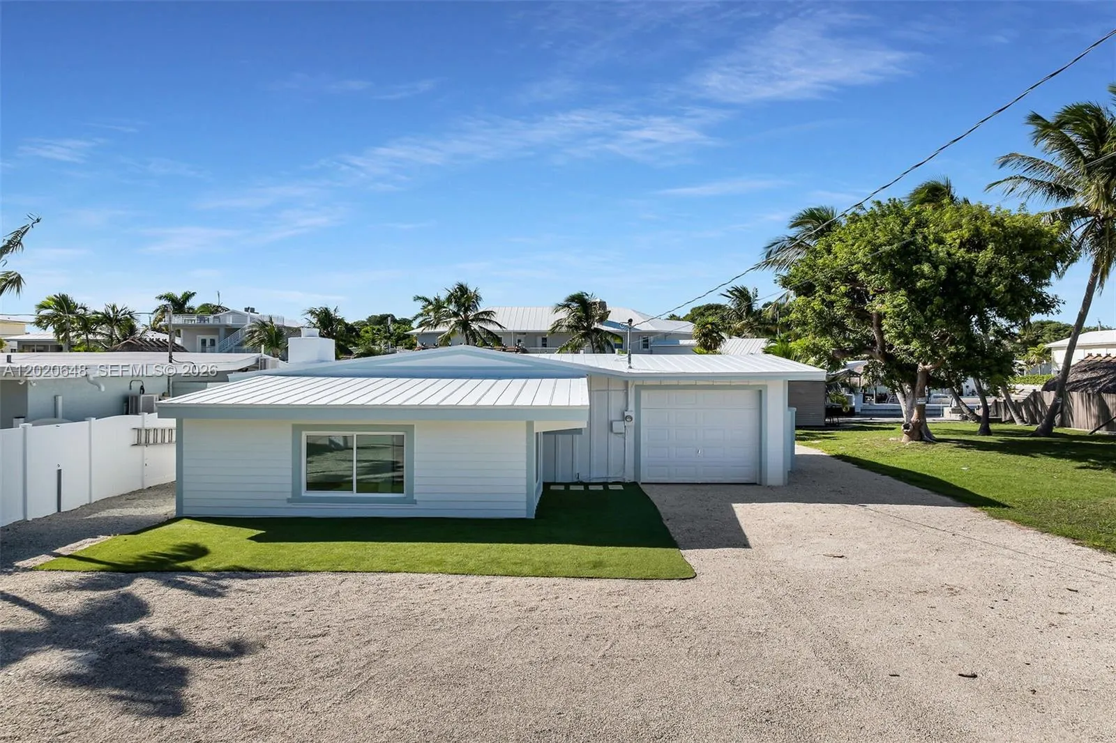 251 Azalea St, Plantation Key FL 33070