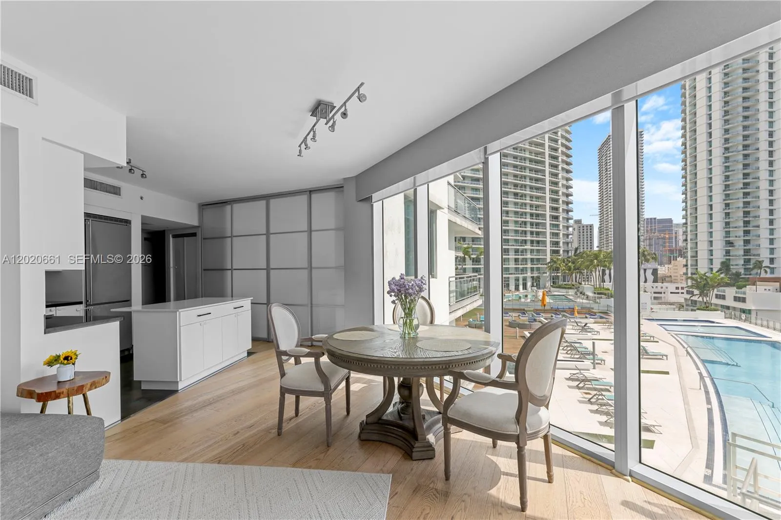92 SW 3rd St # 1201, Miami FL 33130