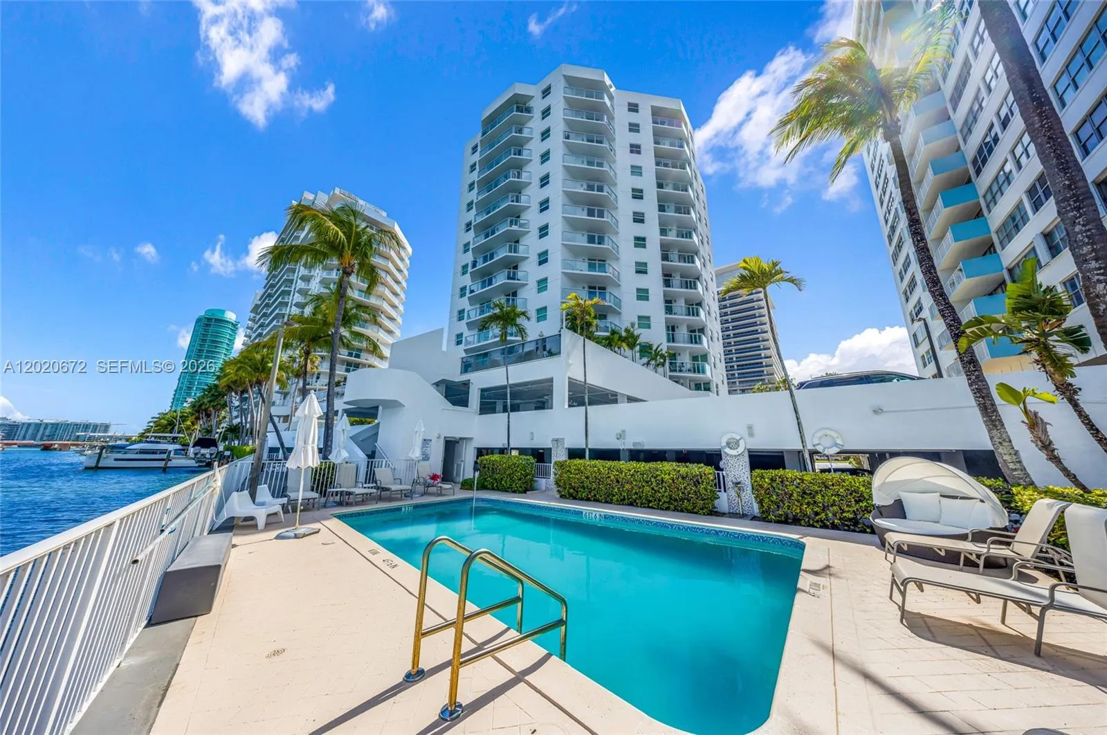 5880 Collins Ave # 1007, Miami Beach FL 33140