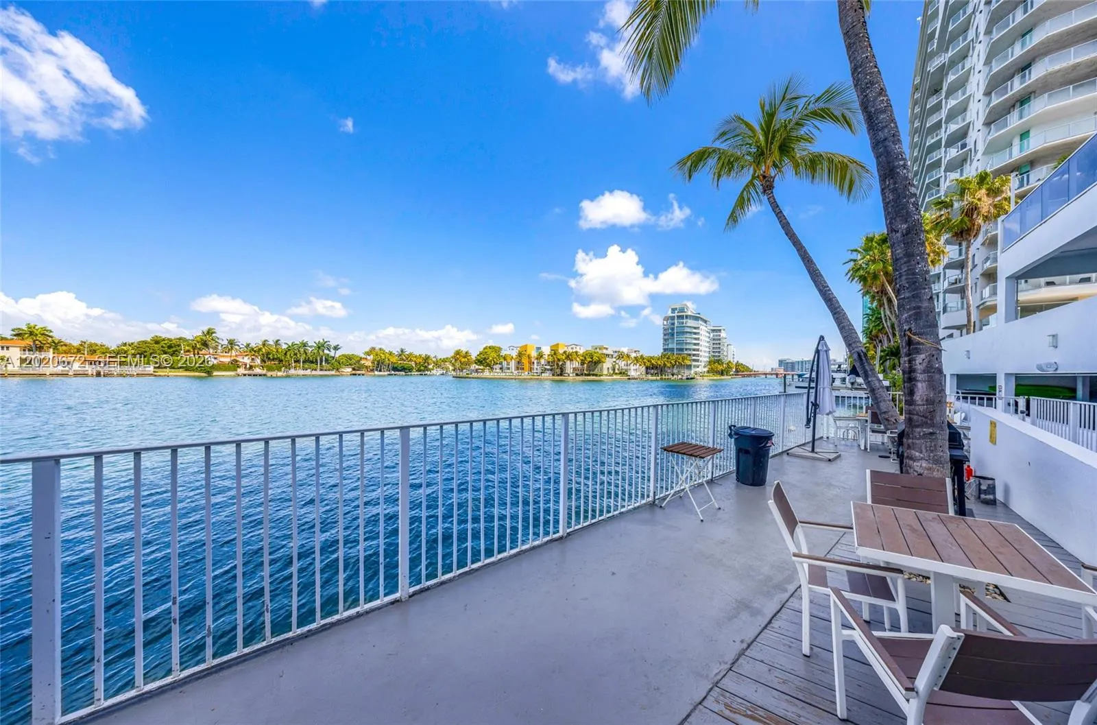 5880 Collins Ave # 1007, Miami Beach FL 33140