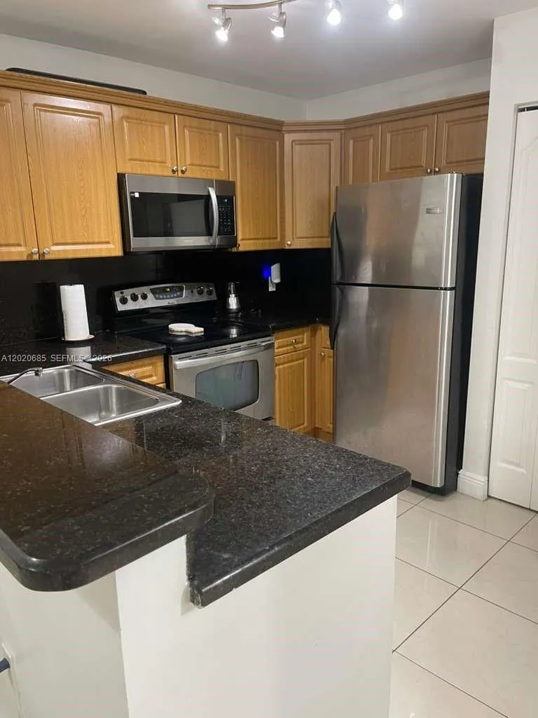 3810 SW 29th St # 3810, Miami FL 33134