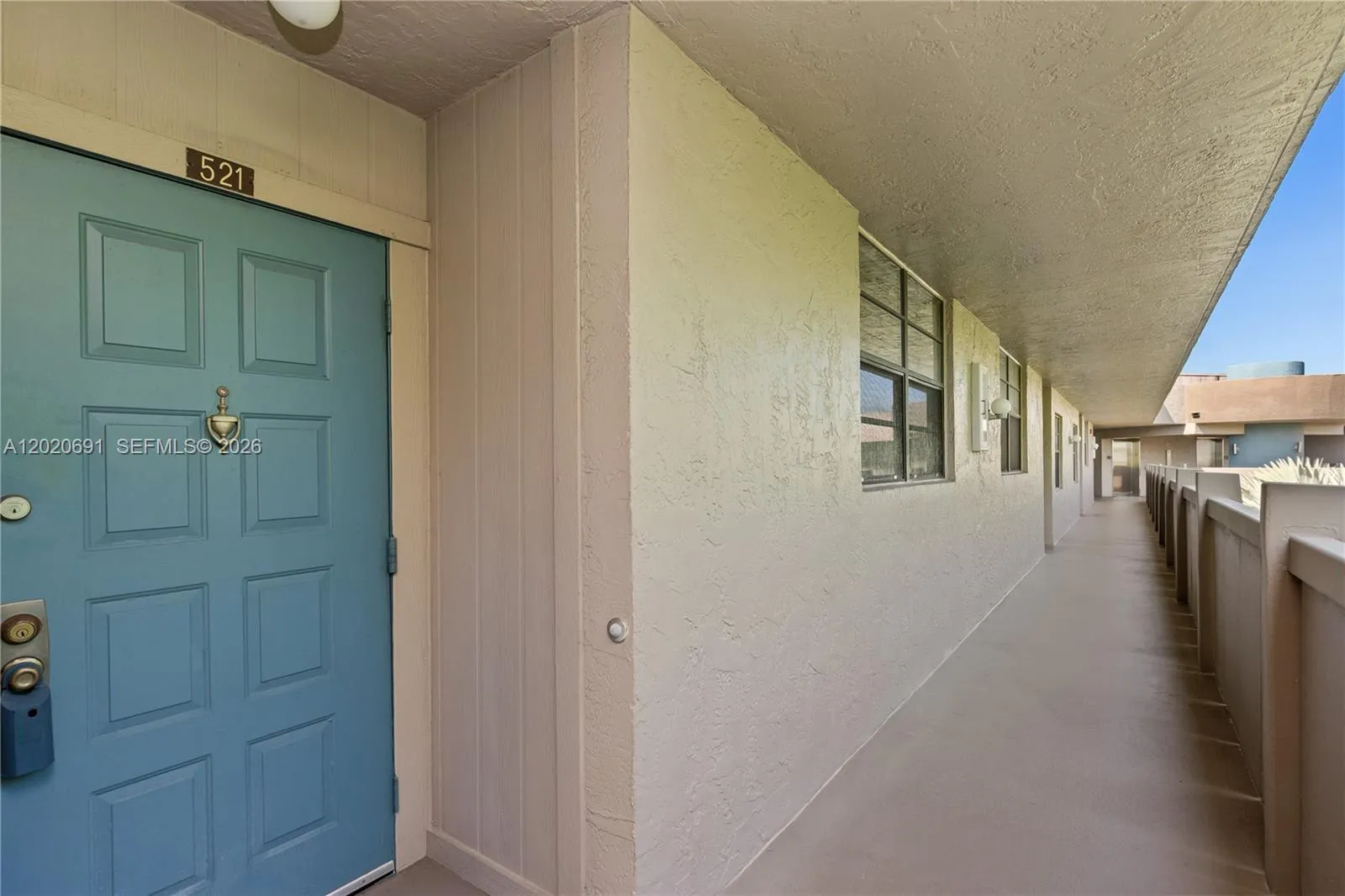 901 Colony Point Cir # 521, Pembroke Pines FL 33026