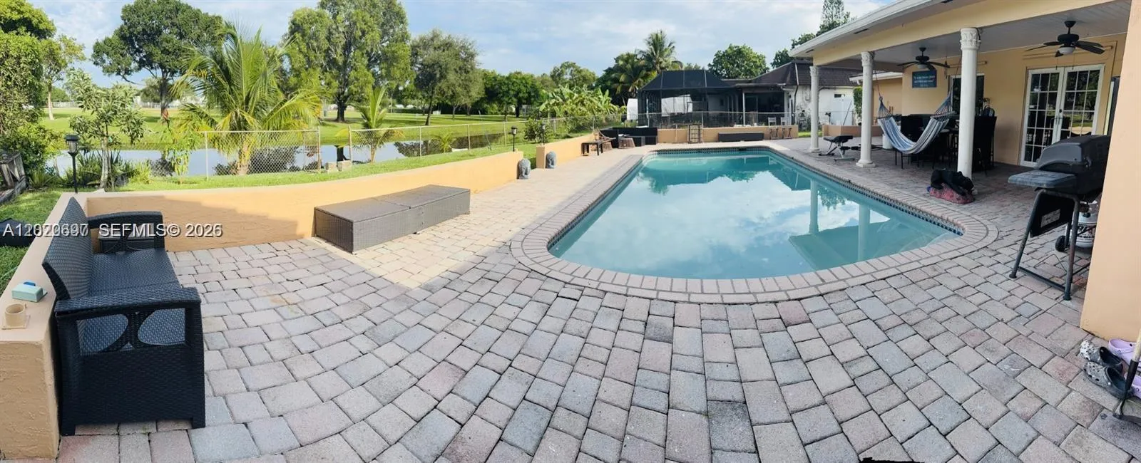 1230 NW 74th Ave, Plantation FL 33313