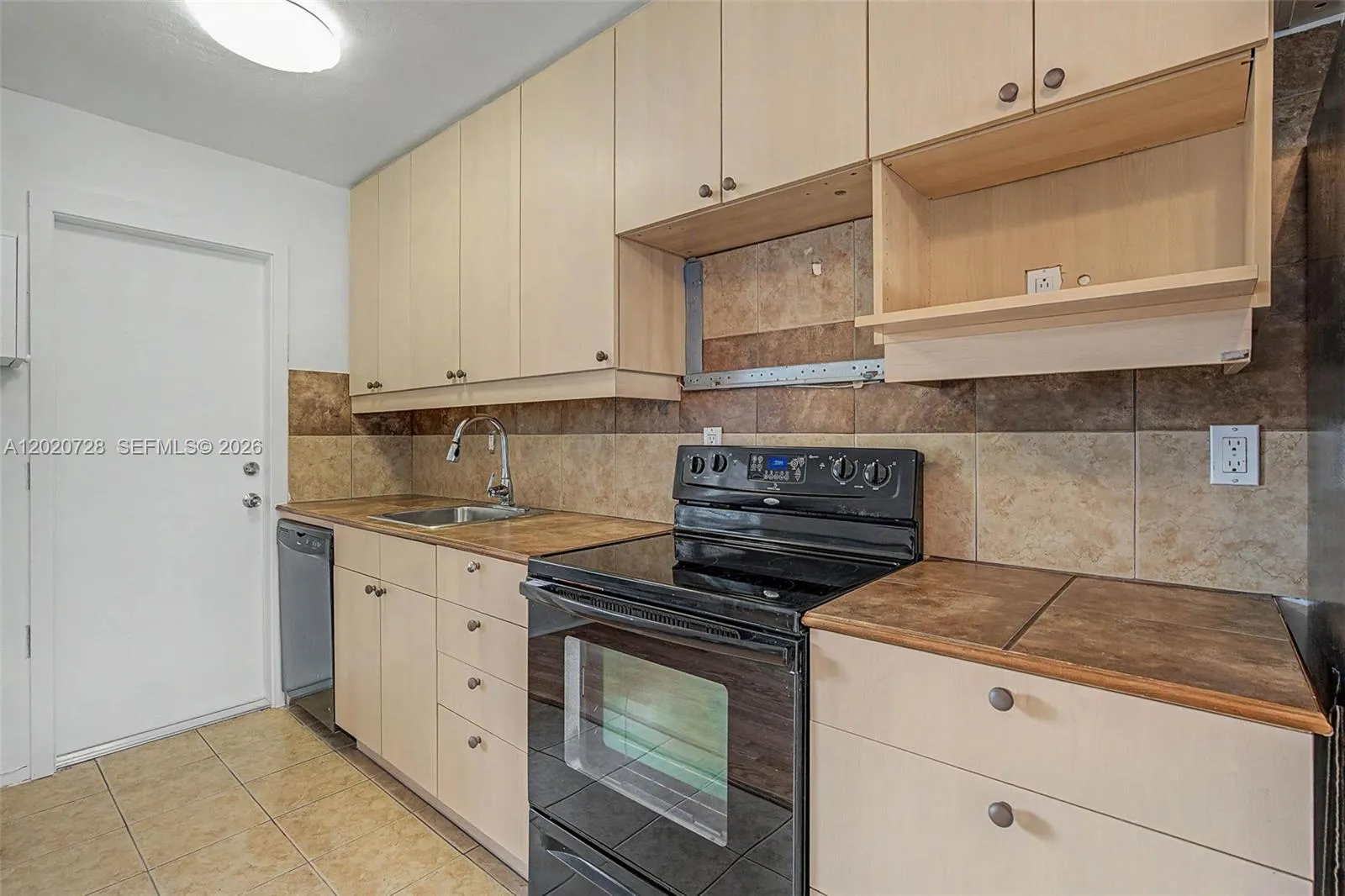 60 NW 79th St # 6, Miami FL 33150