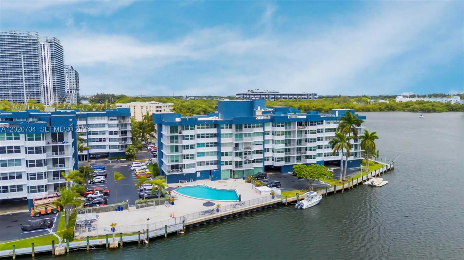 1 bedroom 1 bath for sale at 16558 NE 26th Ave # 3H, North Miami Beach FL 33160
