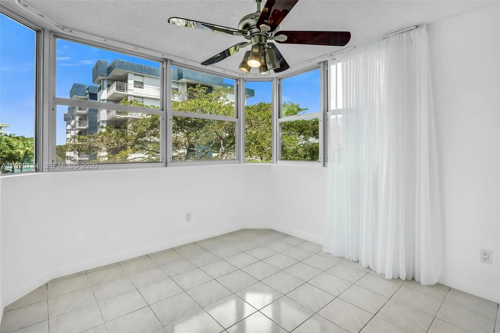 16558 NE 26th Ave # 3H, North Miami Beach FL 33160