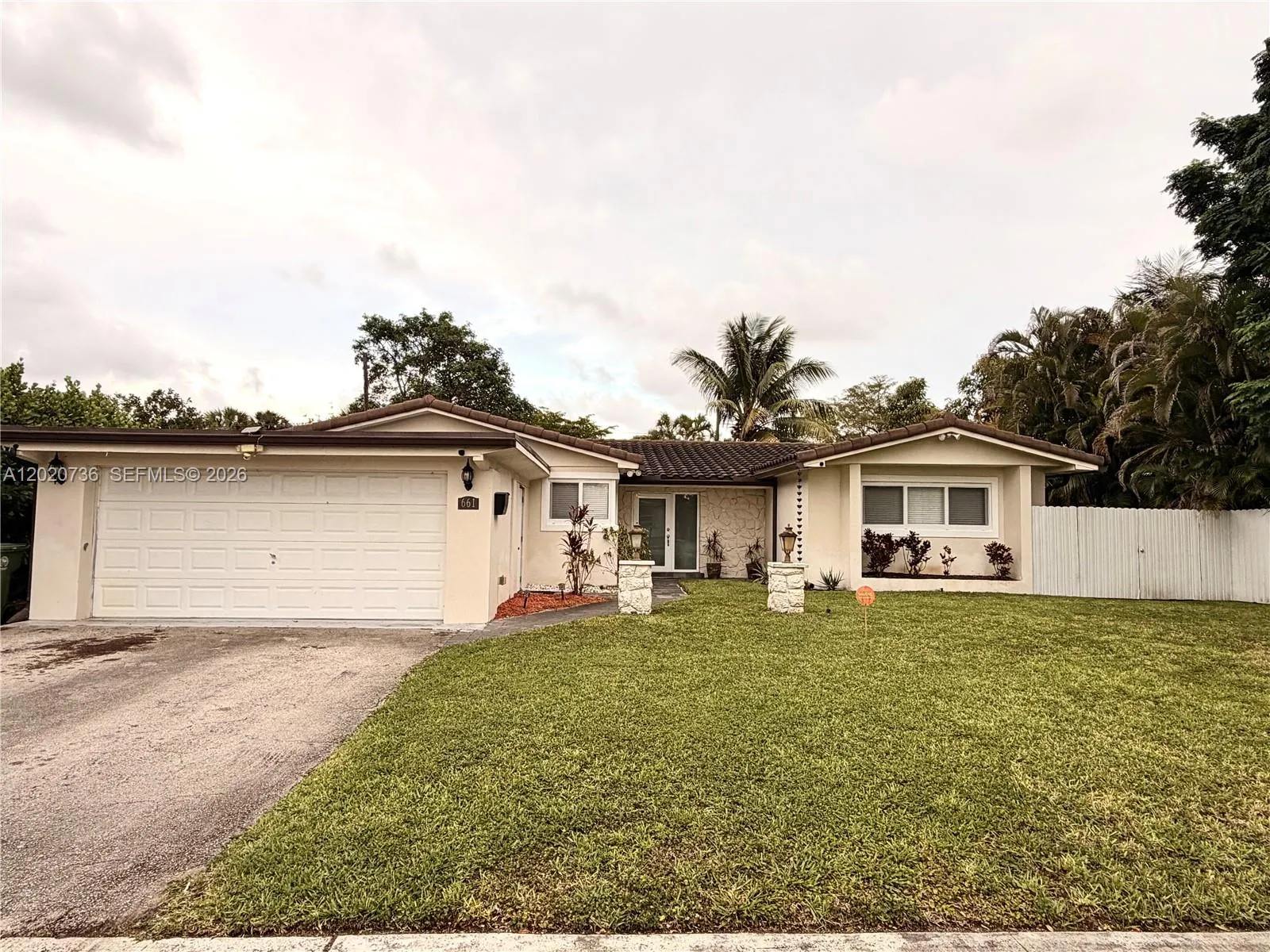 4 bedroom 2 bath for sale at 661 SW 67th Ave, Pembroke Pines FL 33023