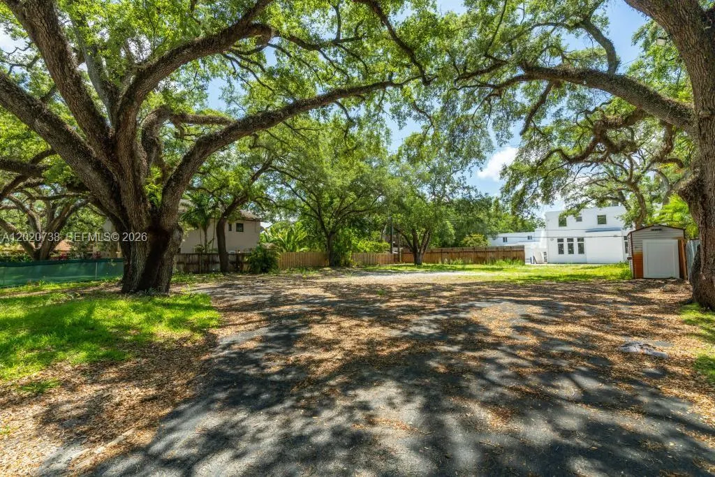 for sale at 5941 SW 36th Ter, Dania Beach FL 33312