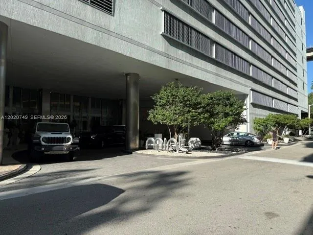 92 SW 3rd St # 1804, Miami FL 33130