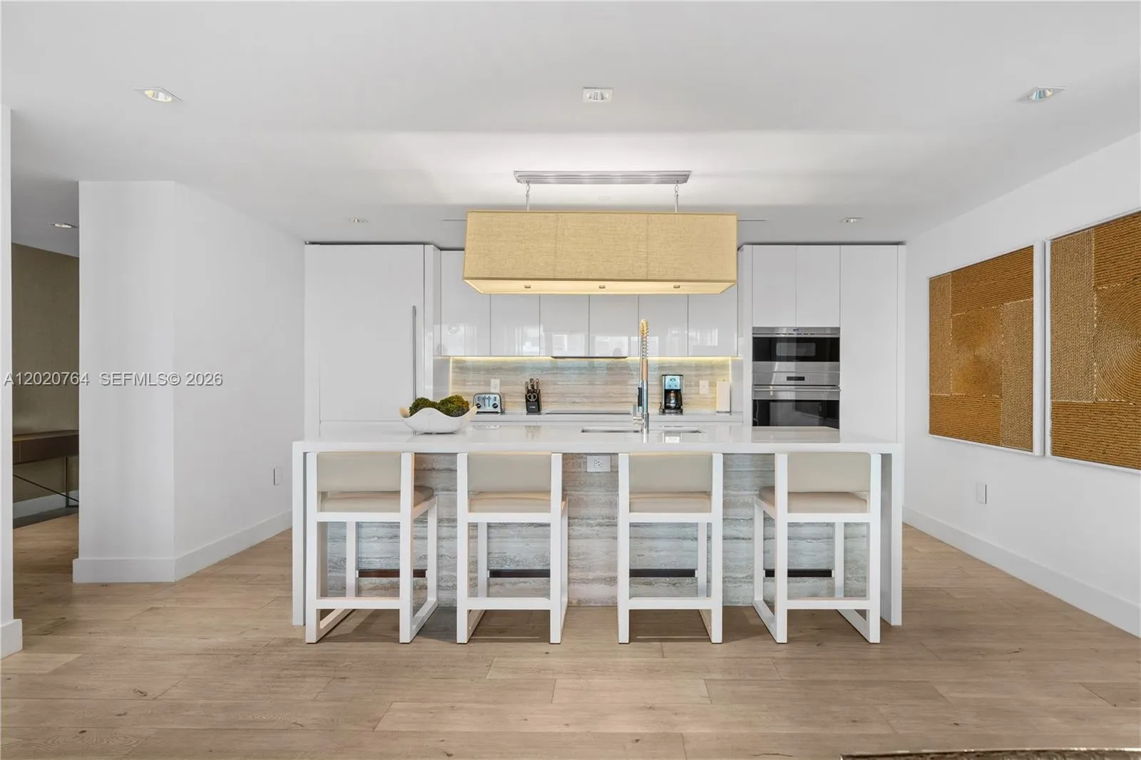 102 24th St # 1706, Miami Beach FL 33139