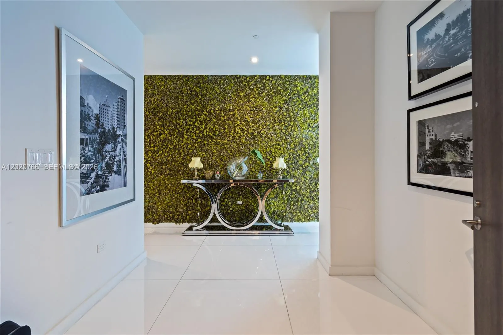 88 SW 7th St # 4203, Miami FL 33130