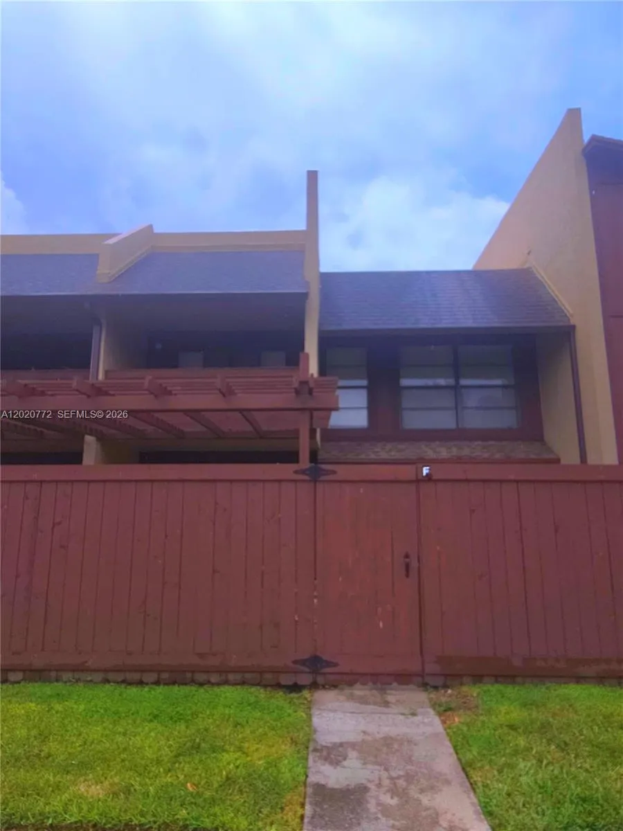 6451 SW 116th Ct # F98, Miami FL 33173
