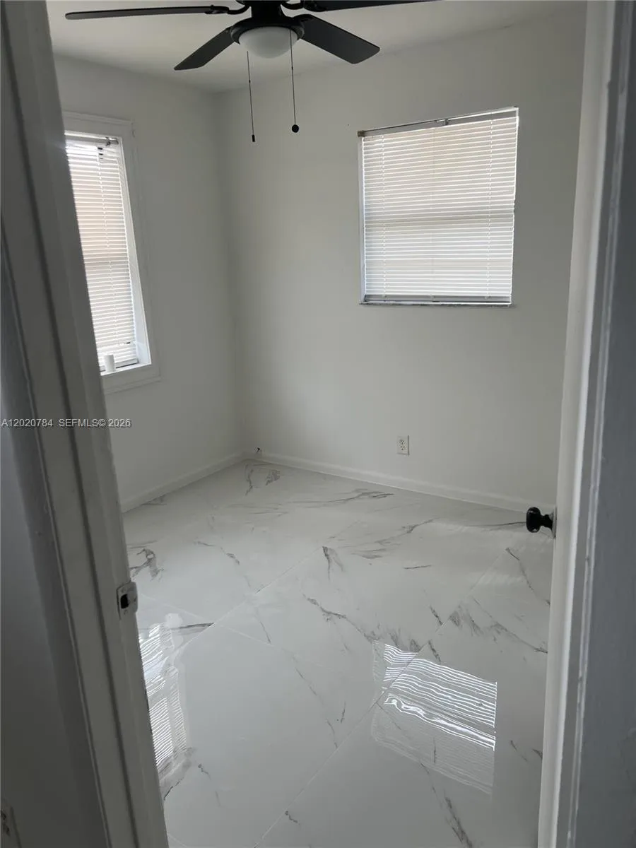 4809 SW 25th St, West Park FL 33023