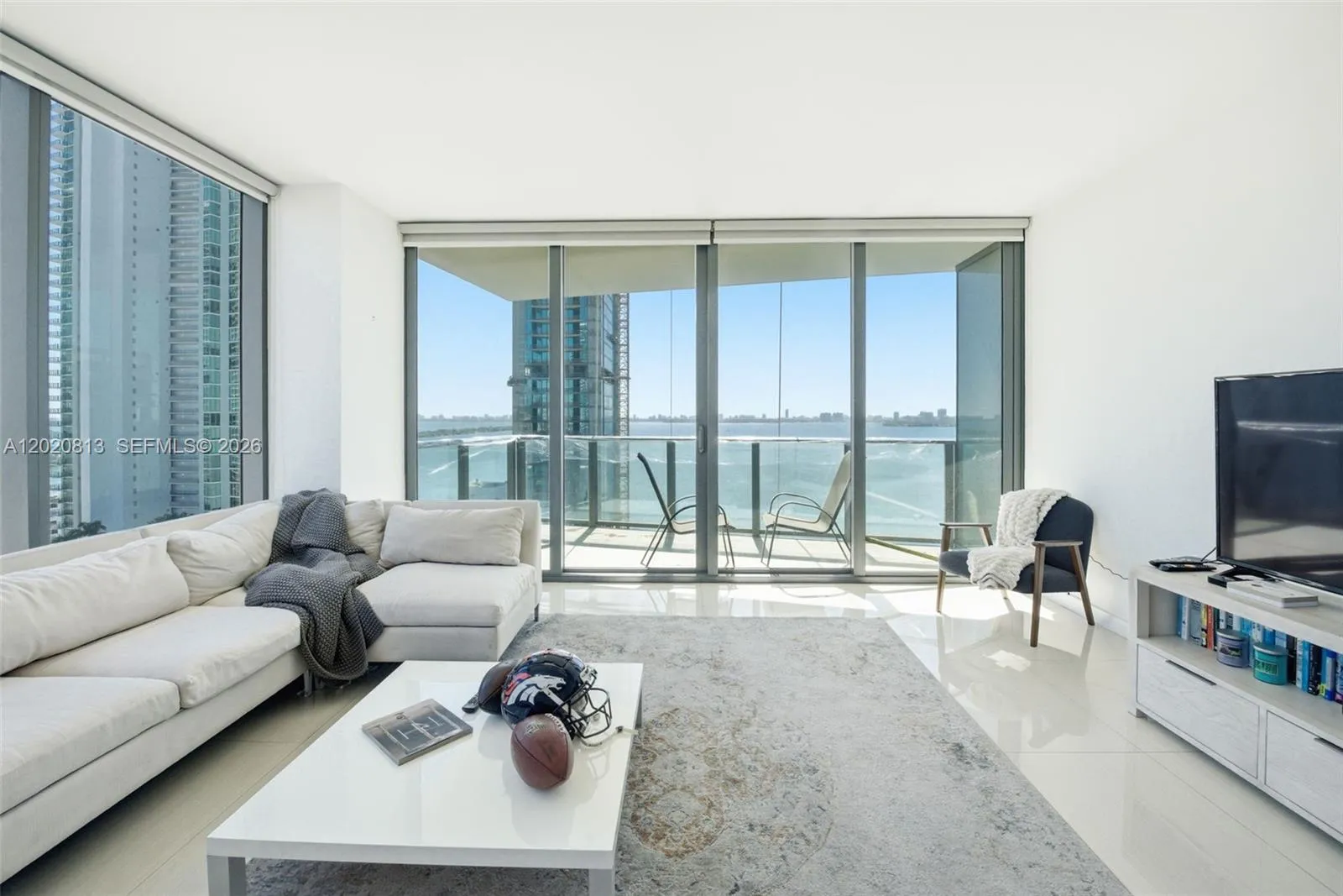 460 NE 28th St # 1801, Miami FL 33137