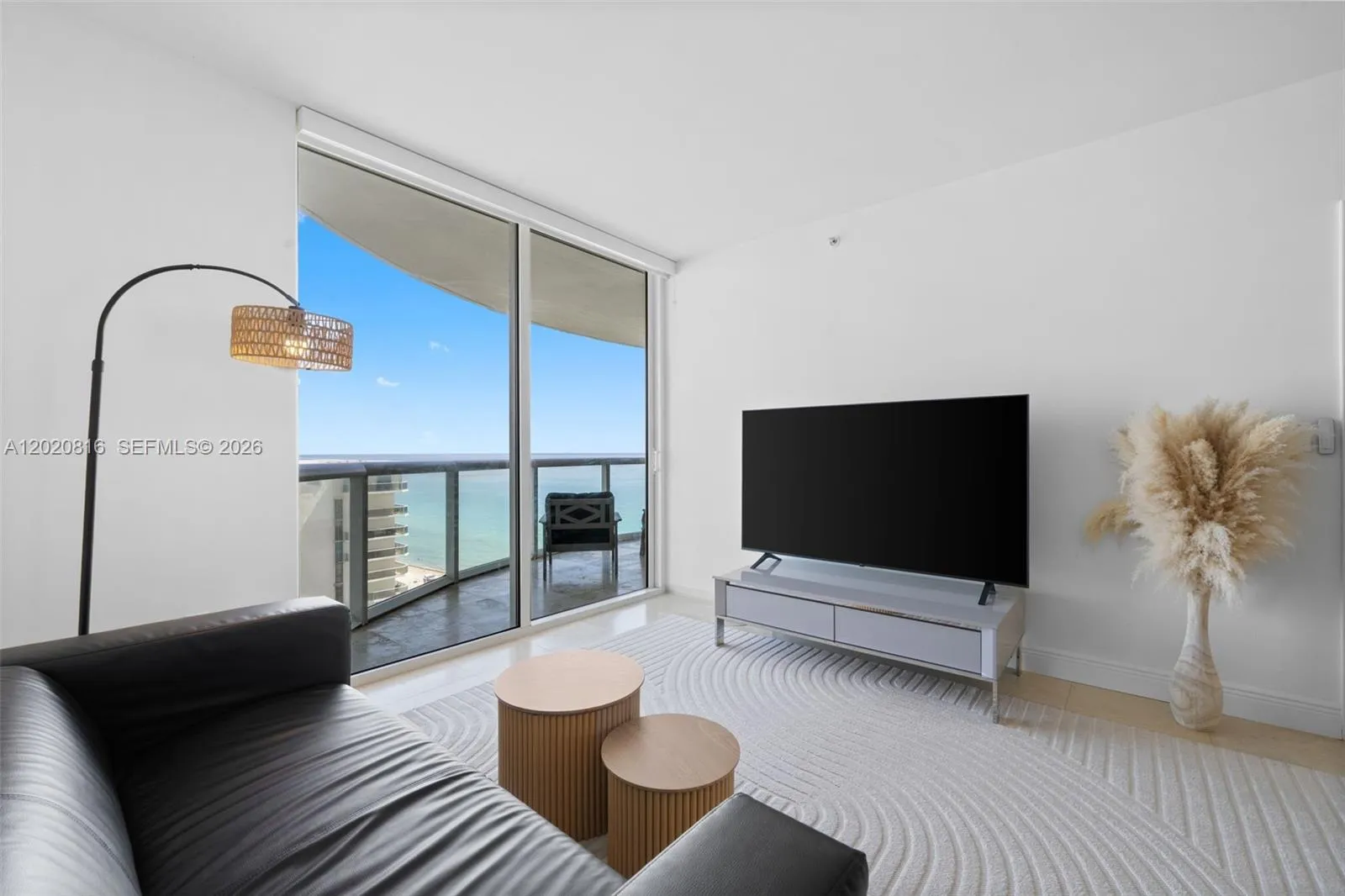 6365 Collins Ave # 1909, Miami Beach FL 33141