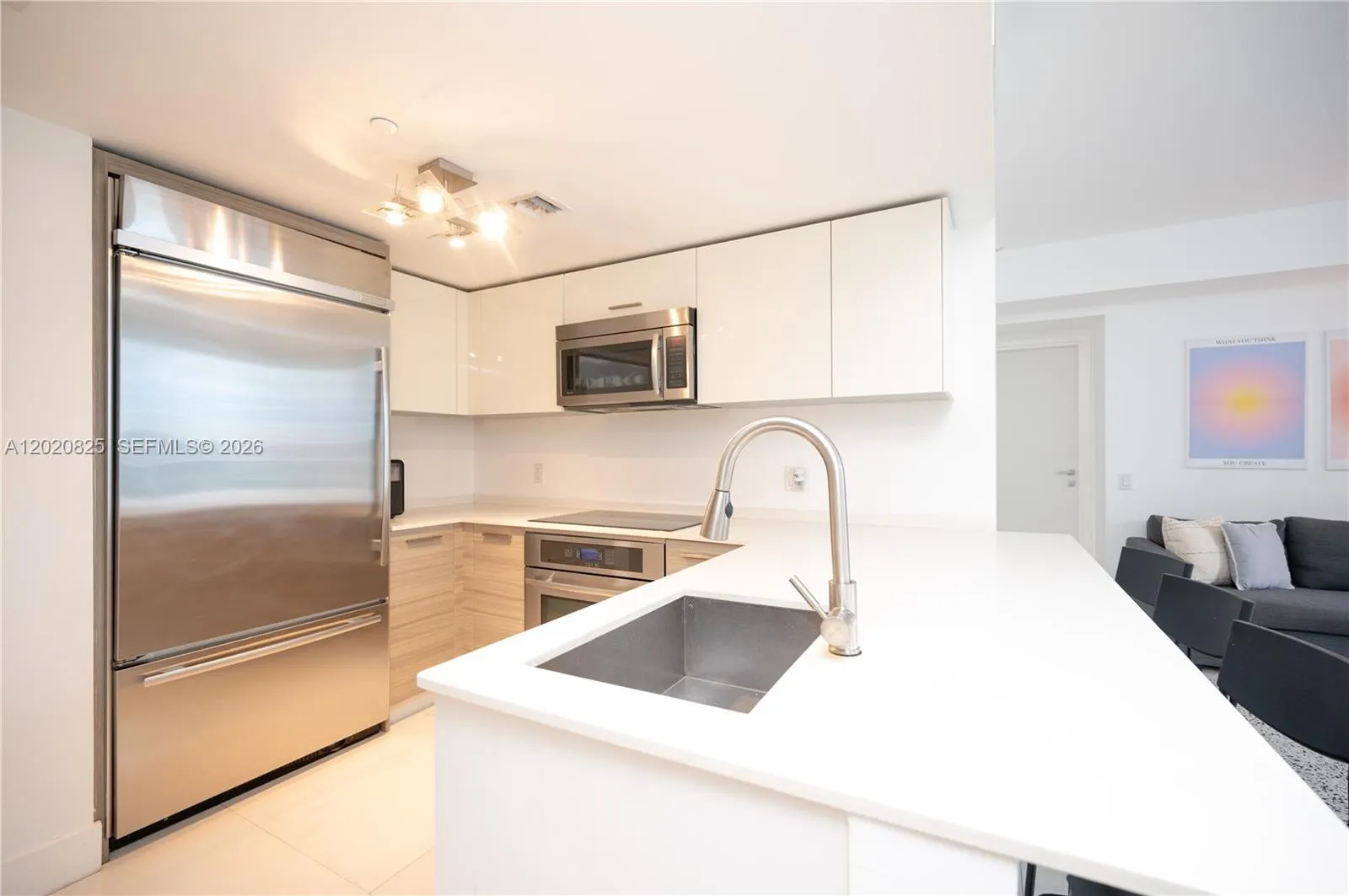 1300 Brickell Bay Dr # 1601, Miami FL 33131