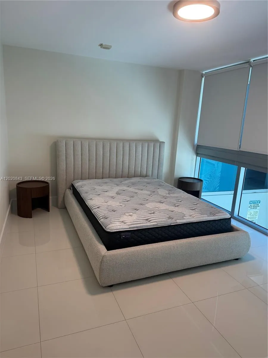 2950 NE 188th St # 140, Aventura FL 33180