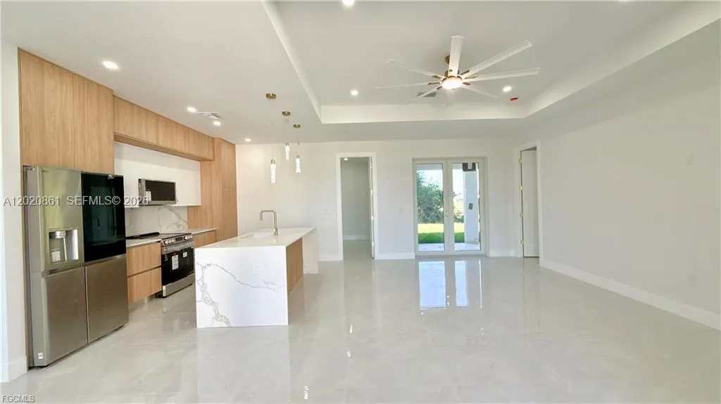 3114 6th st W, Other City - In The State Of Florida FL 33971