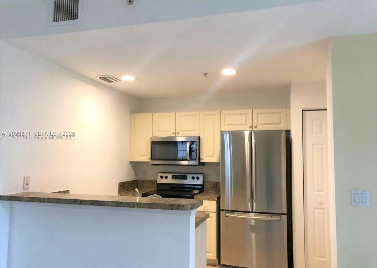 1971 Freeport Ln # 4915, Riviera Beach FL 33404