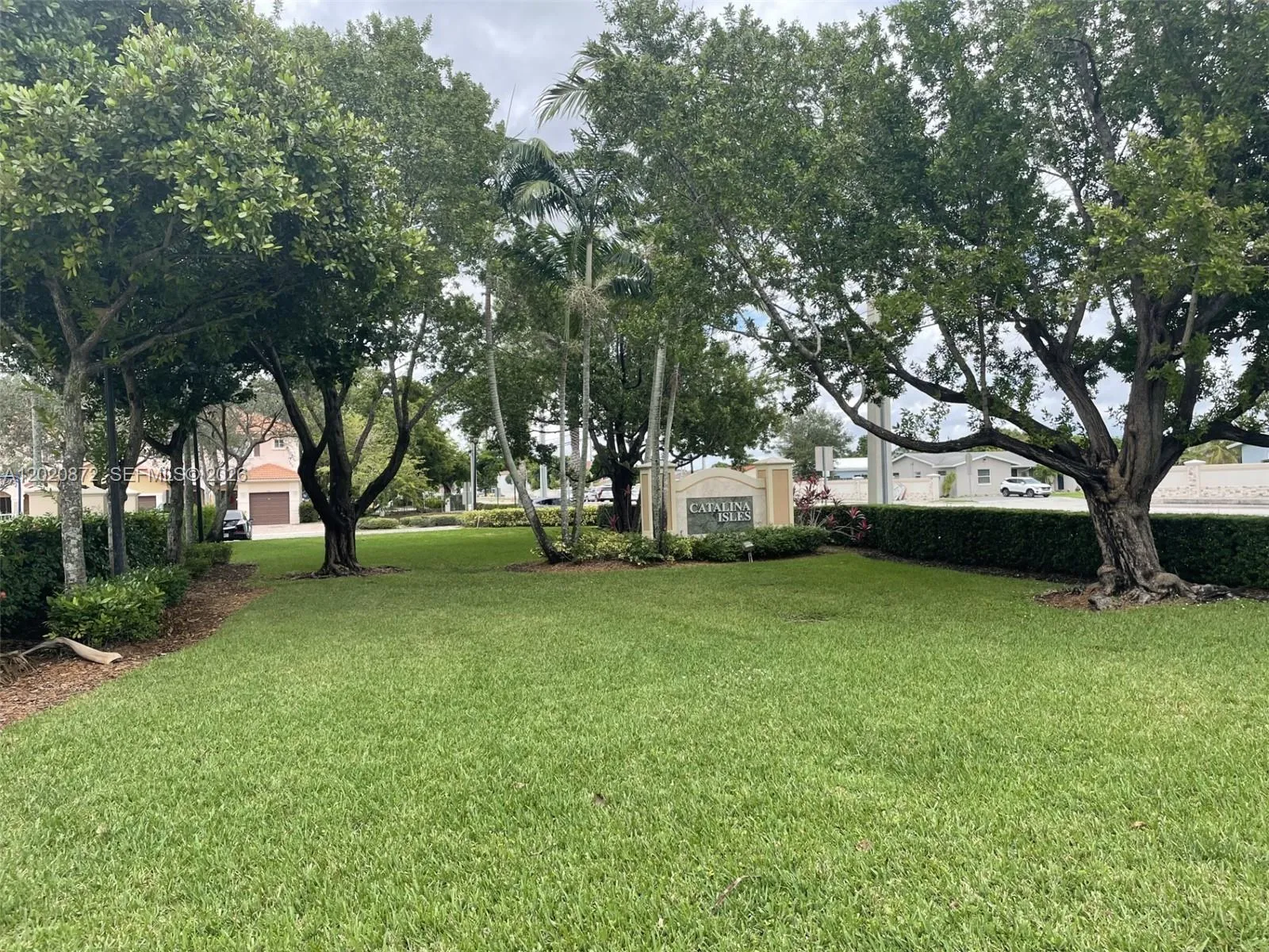 2 bedroom 2 bath for sale at 8835 S Isles Cir, Tamarac FL 33321