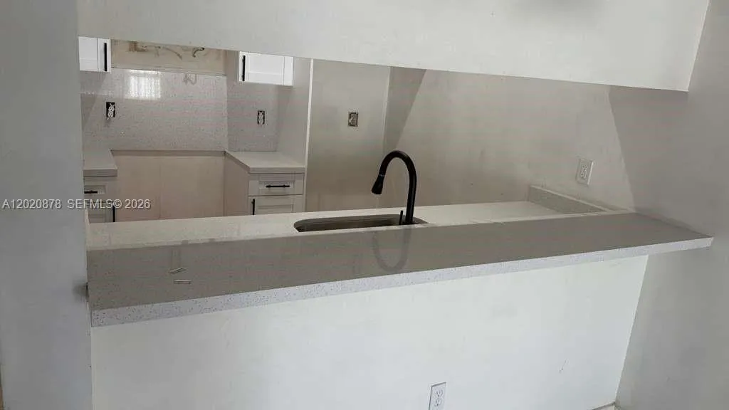 18310 Mediterranean Blvd # 24, Hialeah FL 33015