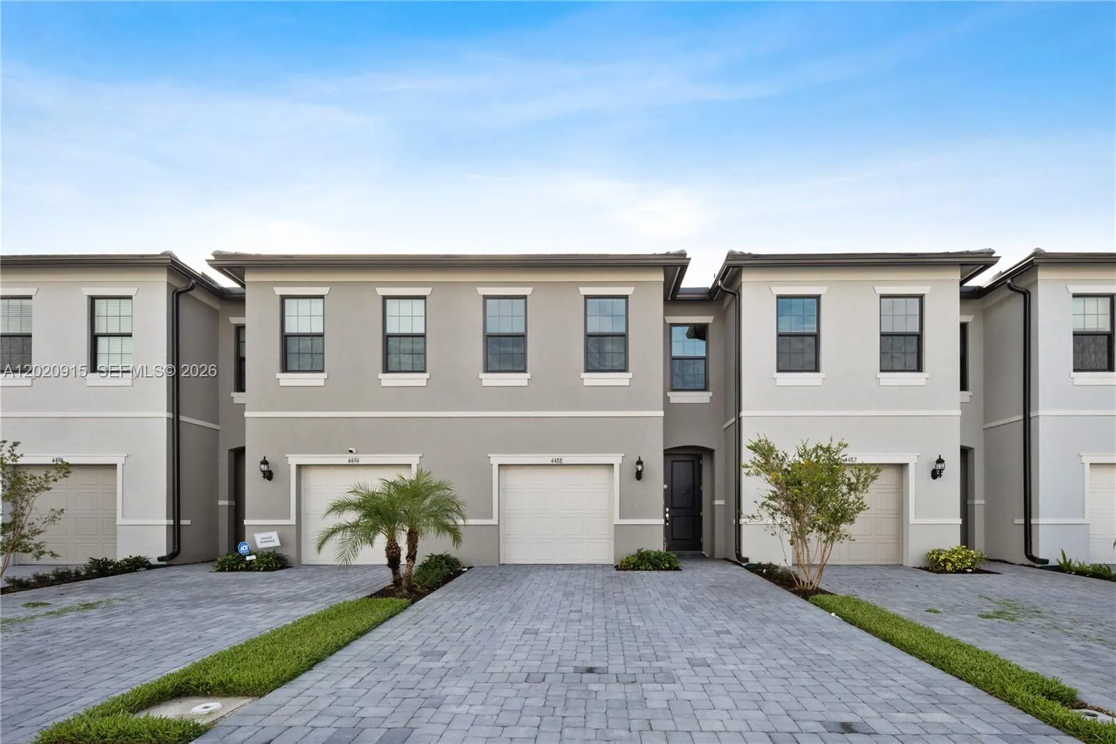 3 bedroom 2 bath for sale at 4488 E Appleton Cir E, Oakland Park FL 33309