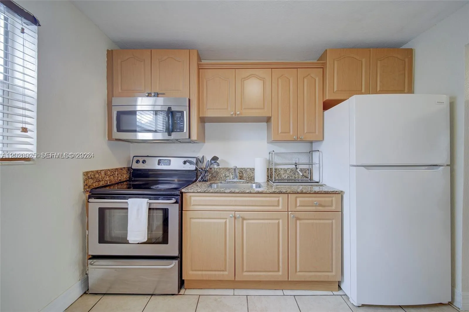 427 SW 6th St # 5, Miami FL 33130