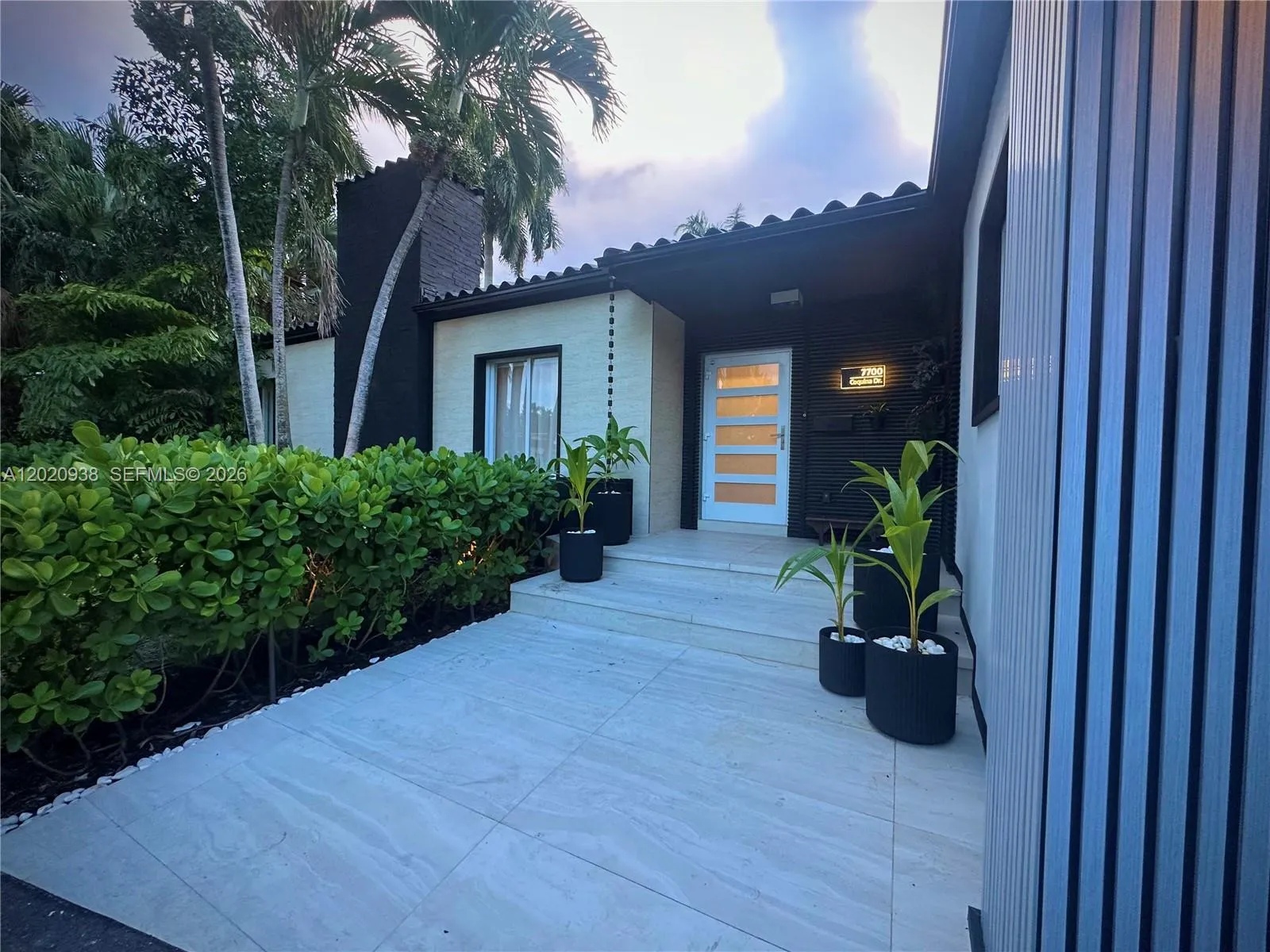 7700 Coquina Dr, North Bay Village FL 33141