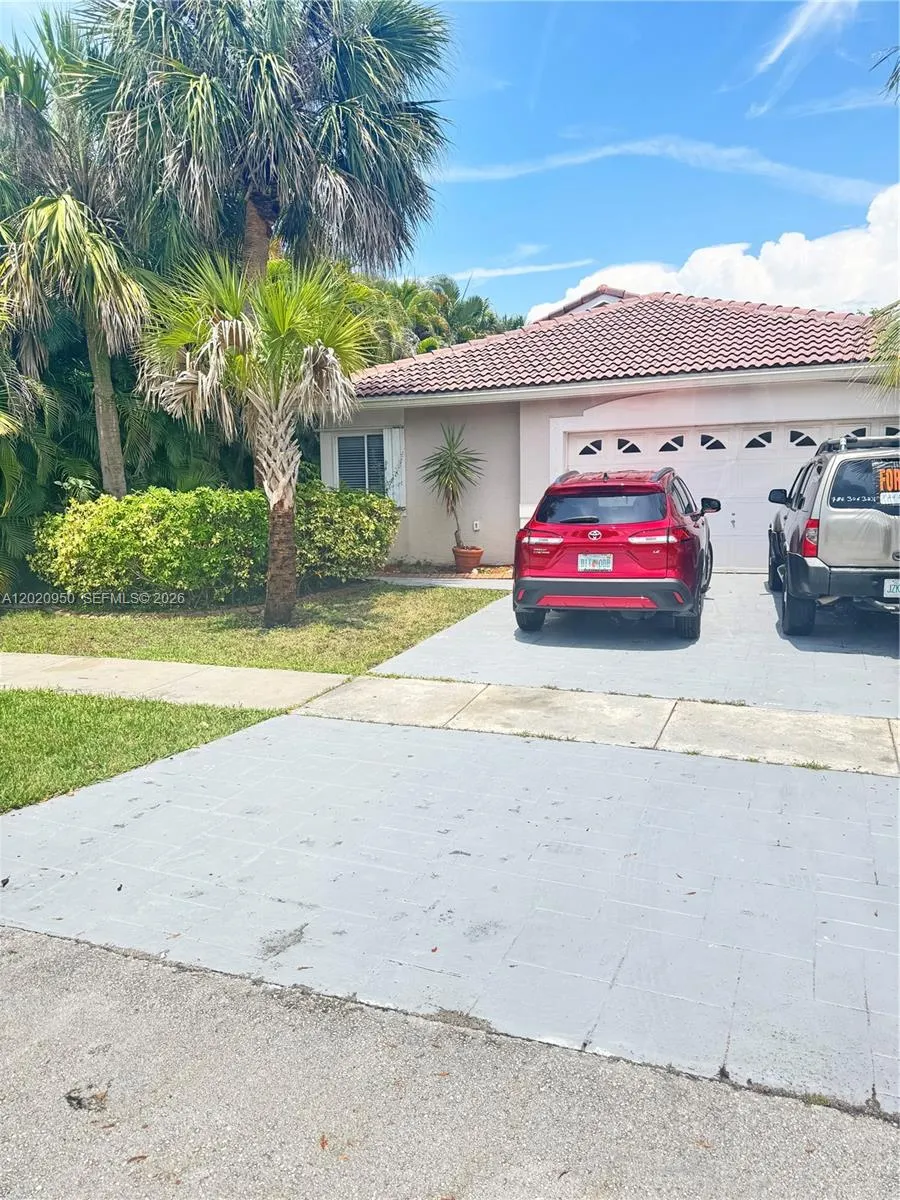 4 bedroom 2 bath for sale at 131 SW 178th Way, Pembroke Pines FL 33029
