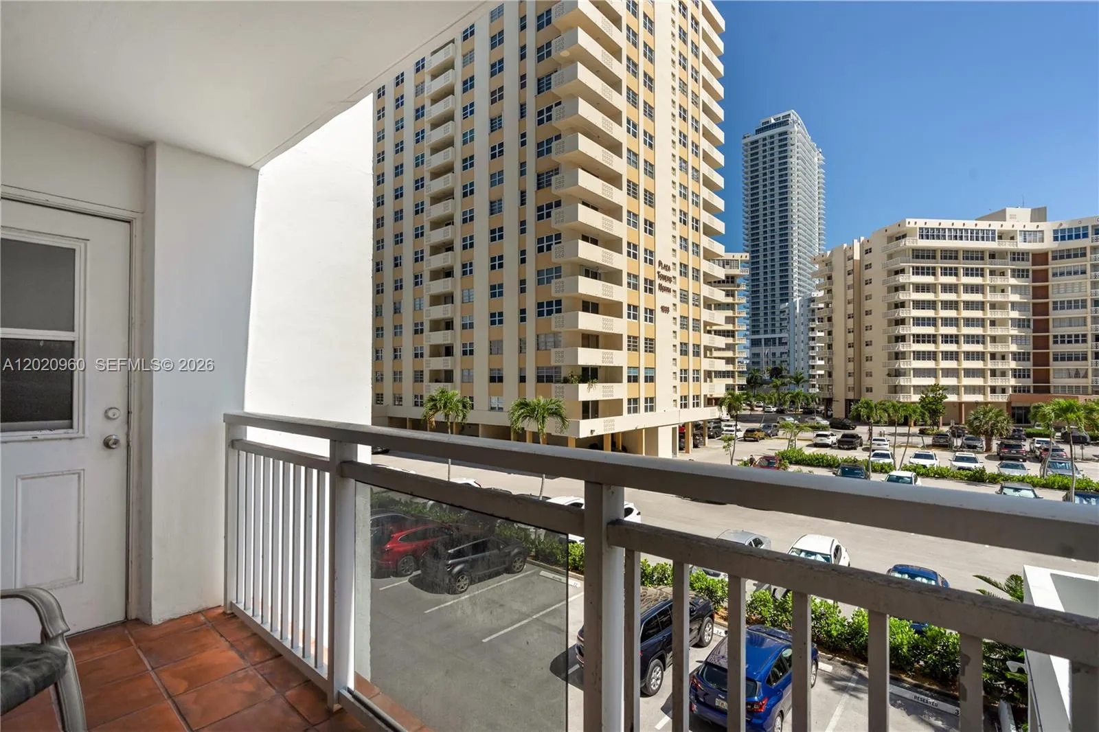 1849 S Ocean Dr # 305, Hallandale Beach FL 33009