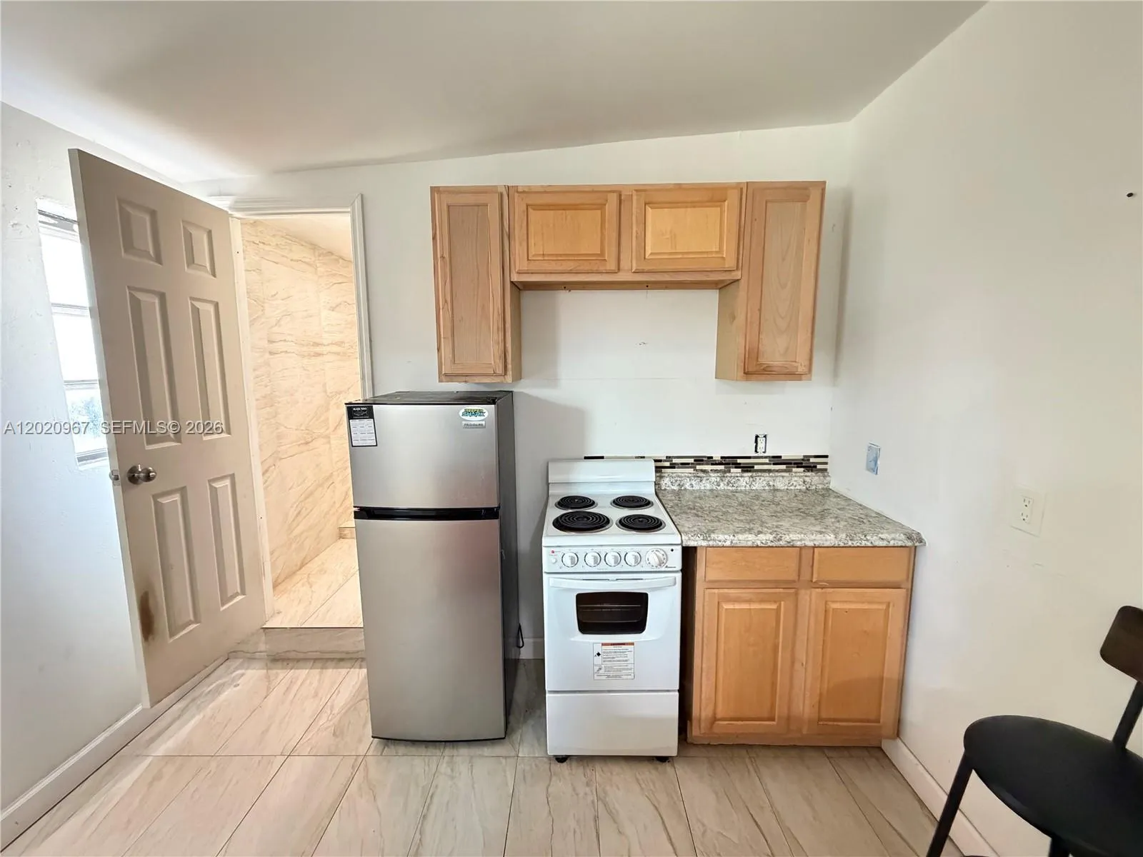 1927 Arthur St, Hollywood FL 33020