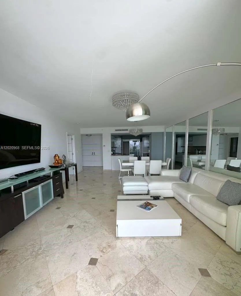 1455 Ocean Dr # 1211, Miami Beach FL 33139