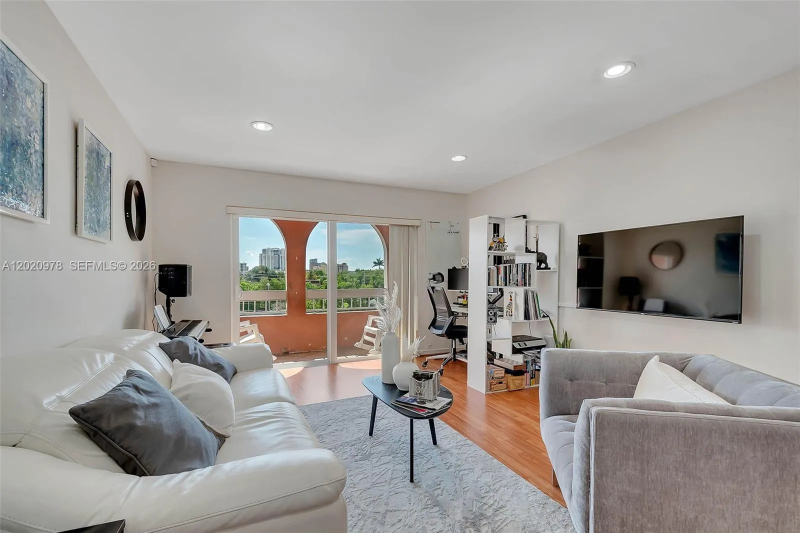 7701 Camino Real # 416, Miami FL 33143