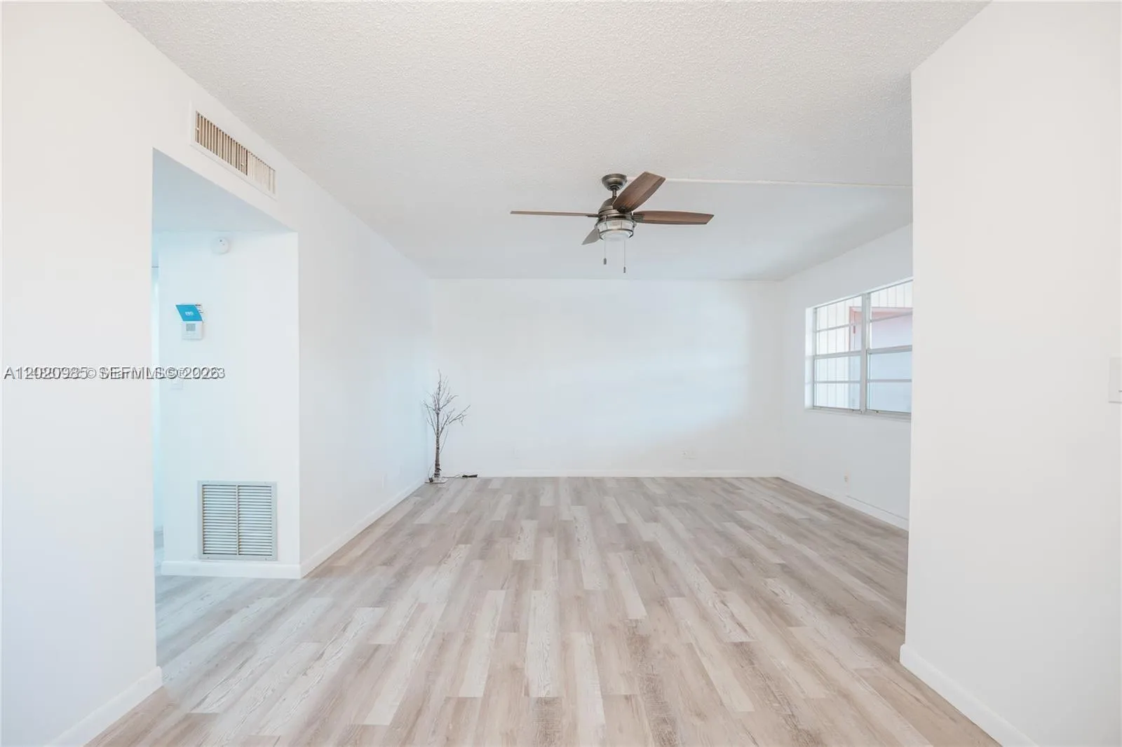 2041 NW 81st Ave # 427, Pembroke Pines FL 33024