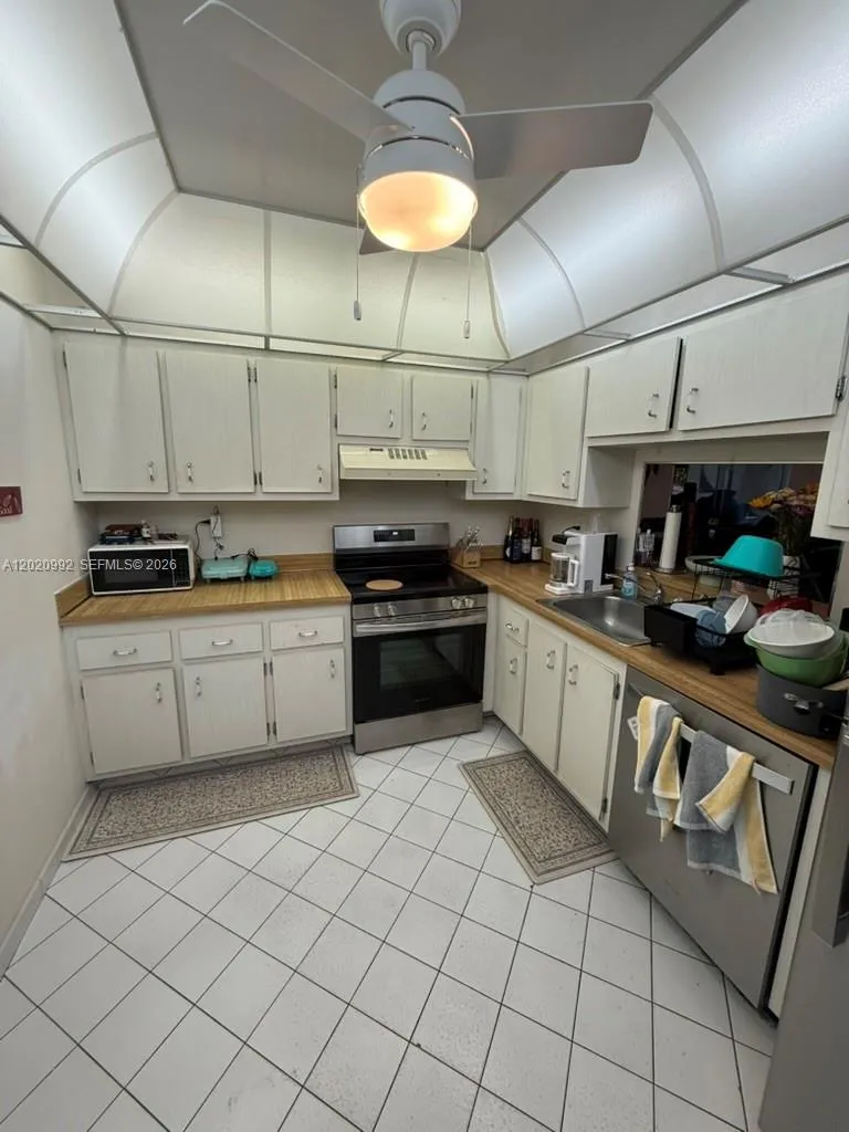 1810 SW 81st Ave # 2215, North Lauderdale FL 33068