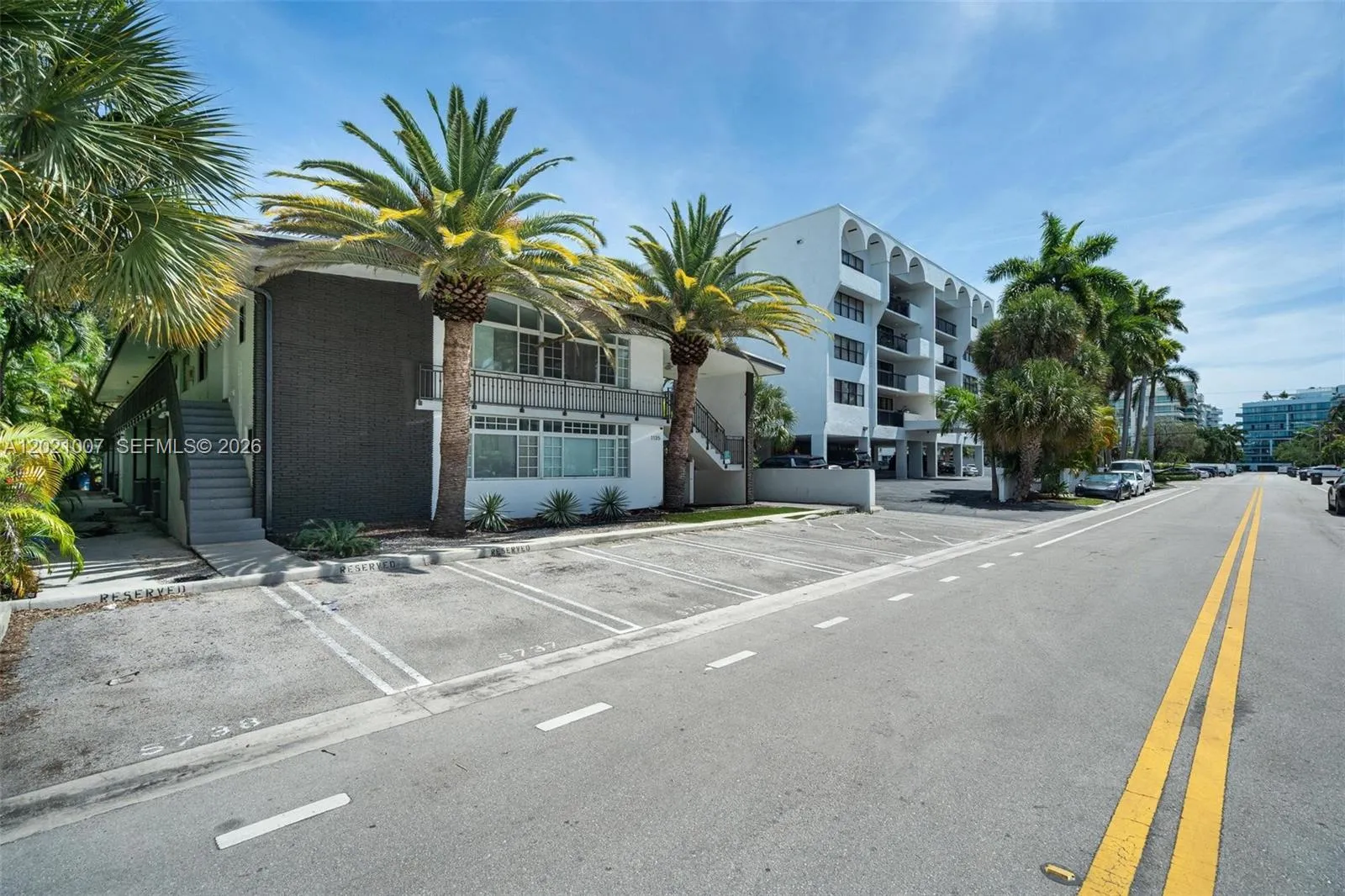 1135 92nd St # 104, Bay Harbor Islands FL 33154