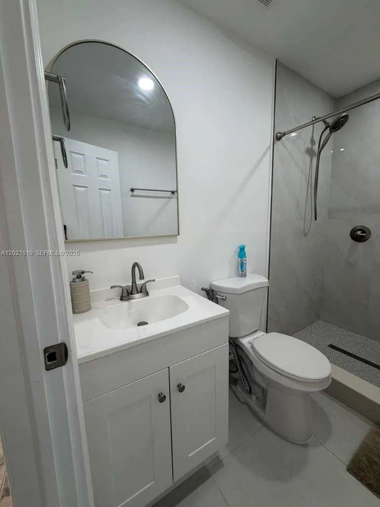 19316 SW 121st Ave # 1, Miami FL 33177