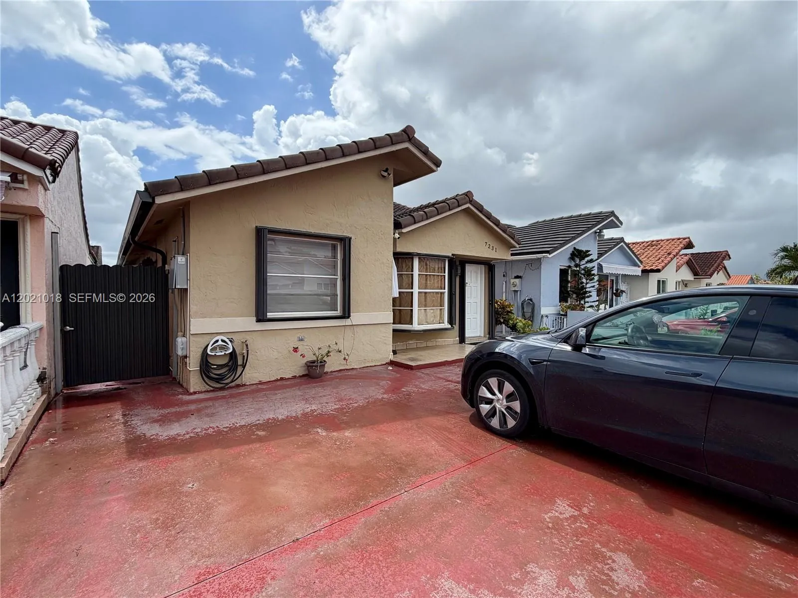 7231 W 29th Way, Hialeah FL 33018