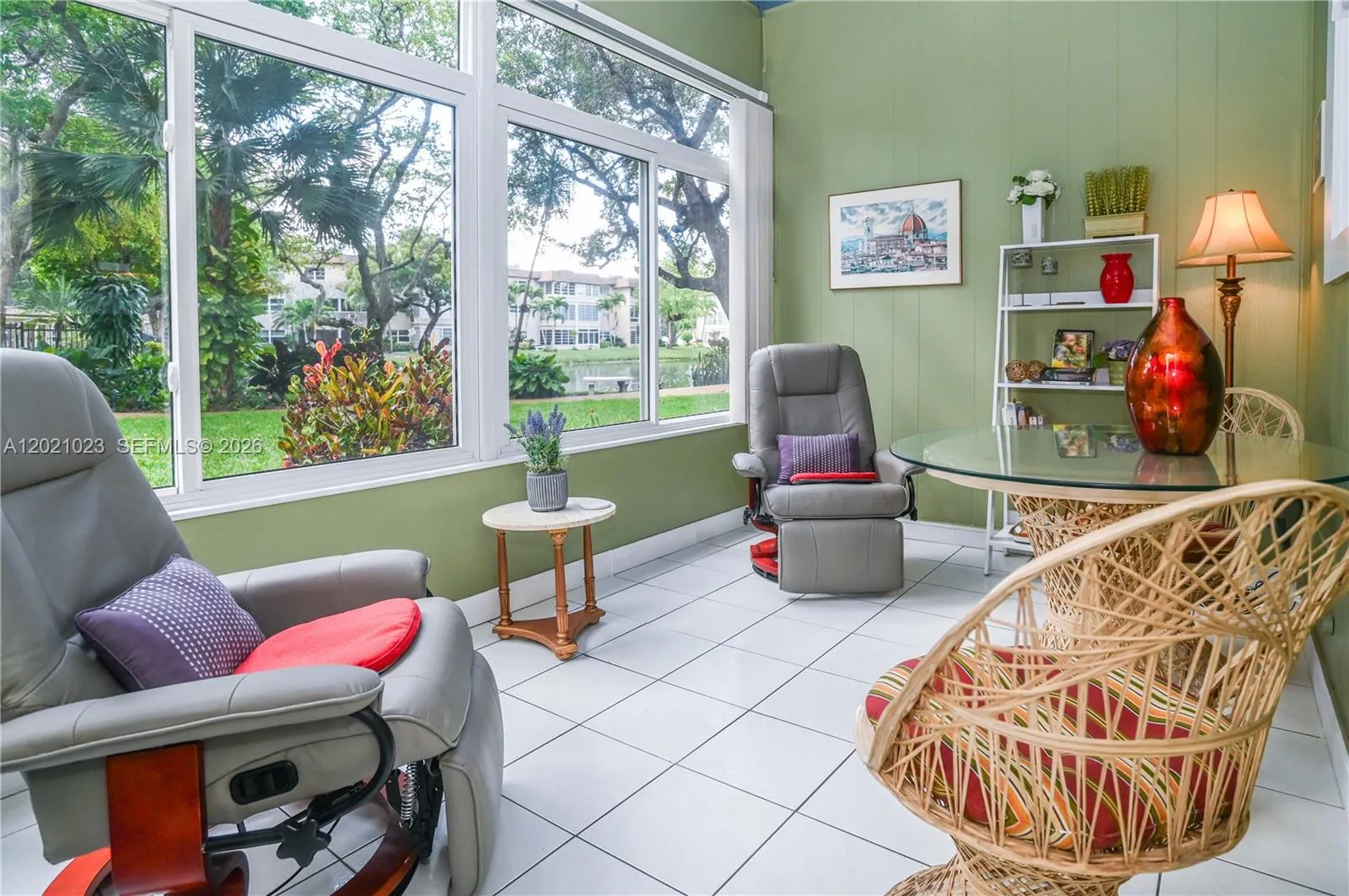 5100 NW 35th St # 107, Lauderdale Lakes FL 33319