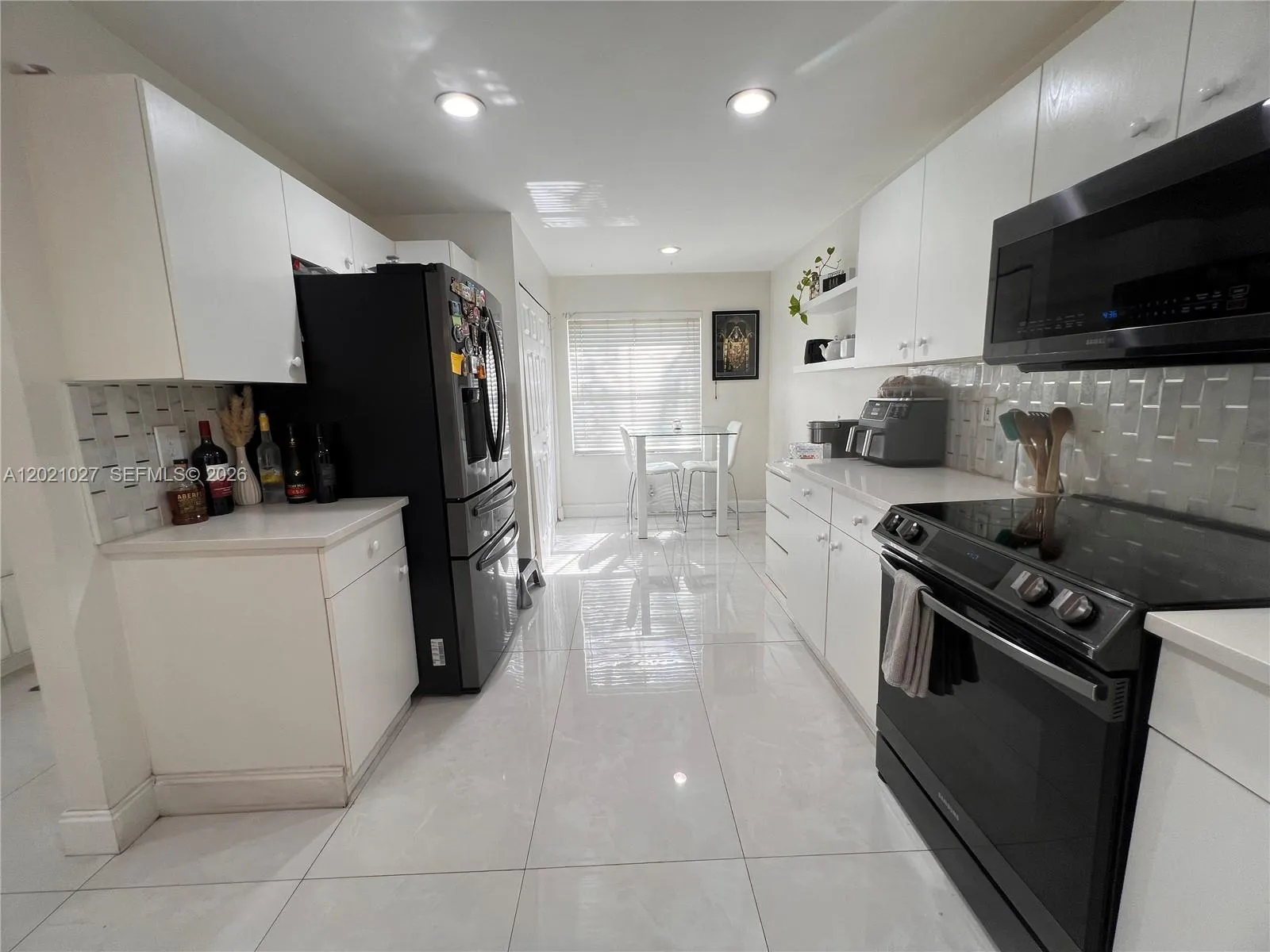 1590 Orion Ln, Weston FL 33327