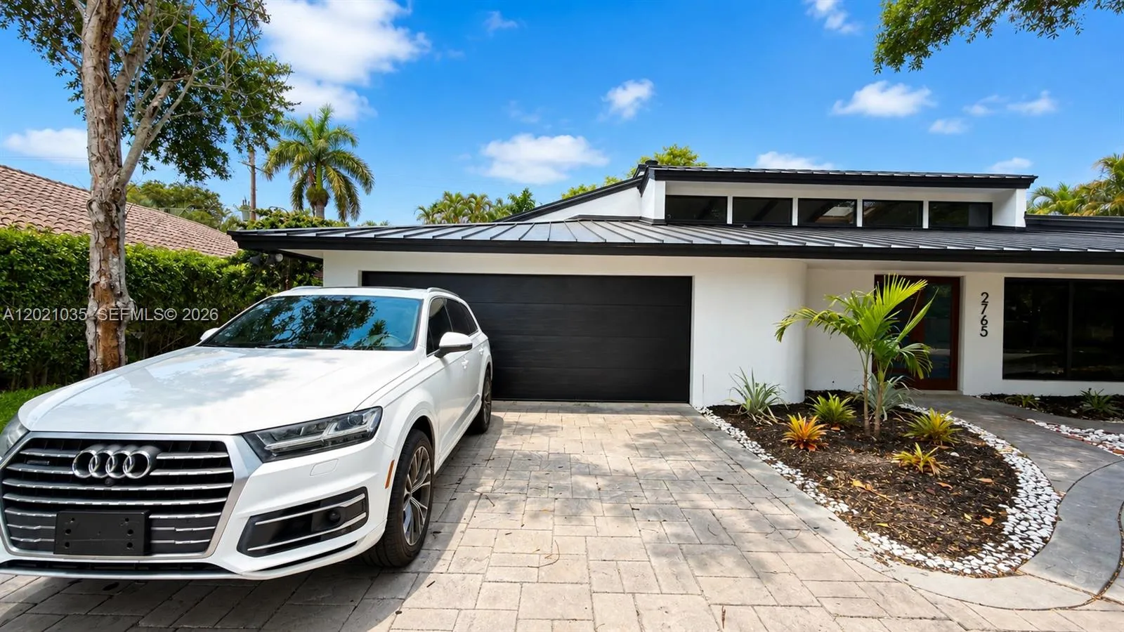 2765 NE 35th Dr, Fort Lauderdale FL 33308