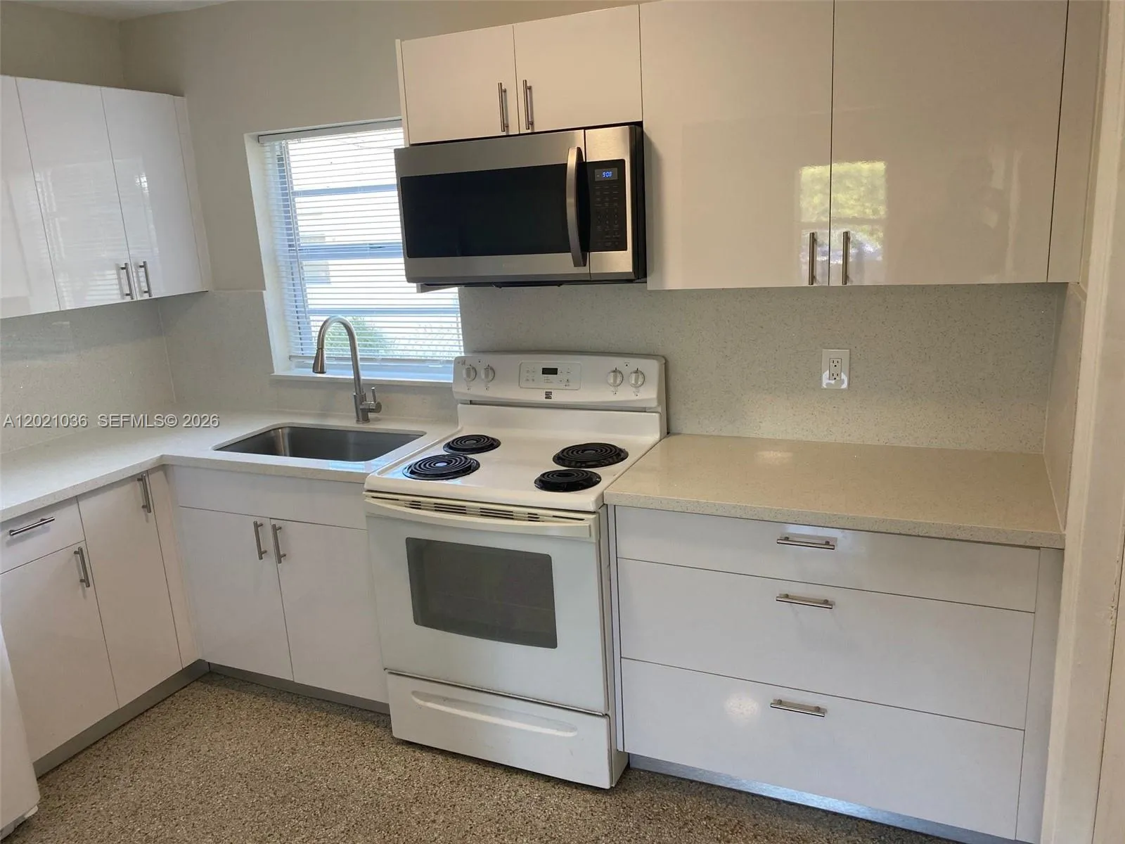 2325 N 25th Ave # 2325, Hollywood FL 33020