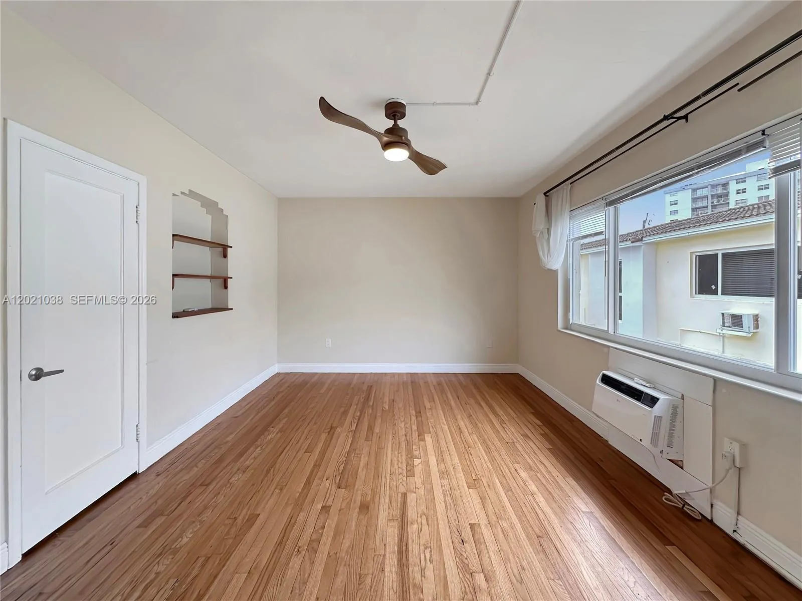 965 Bay Dr # 4, Miami Beach FL 33141