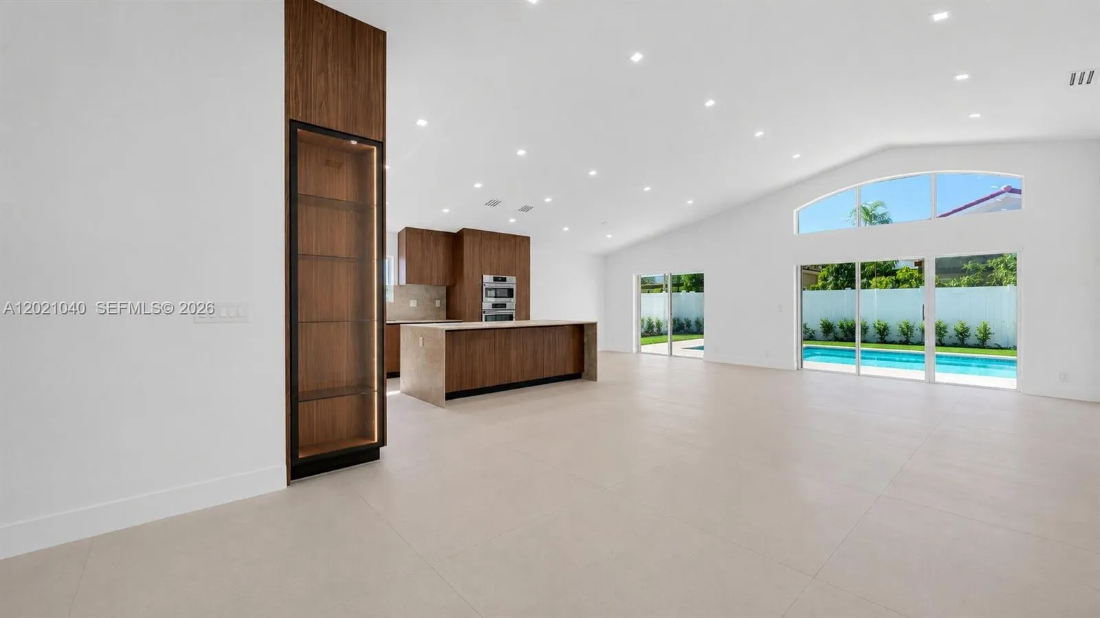 3330 SW 50th St, Hollywood FL 33312