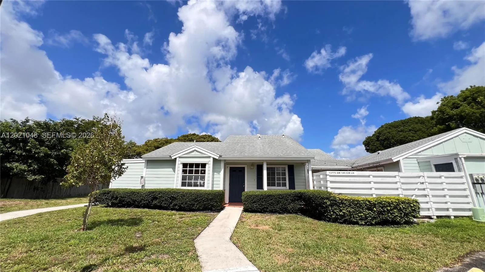 2 bedroom 1 bath for sale at 13775 SW 149th Cir Ln, Miami FL 33186