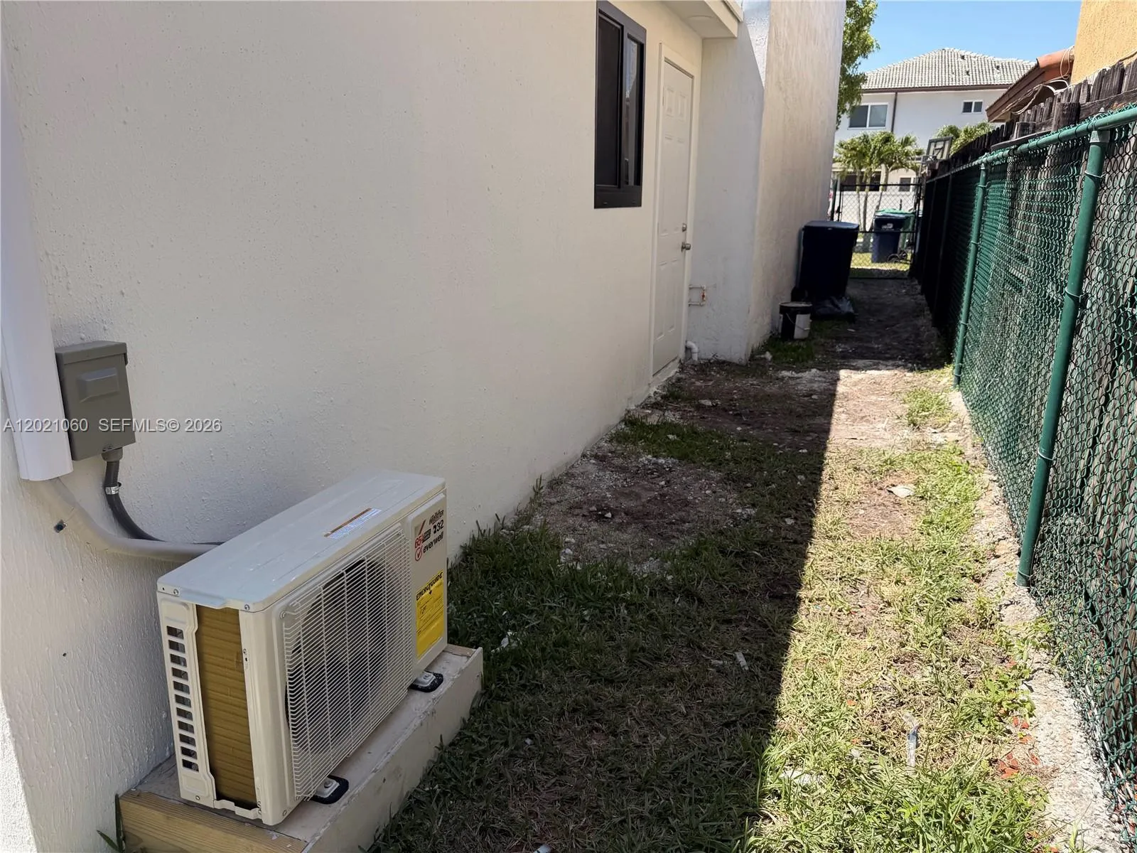 16536 SW 54th St # 1, Miami FL 33185