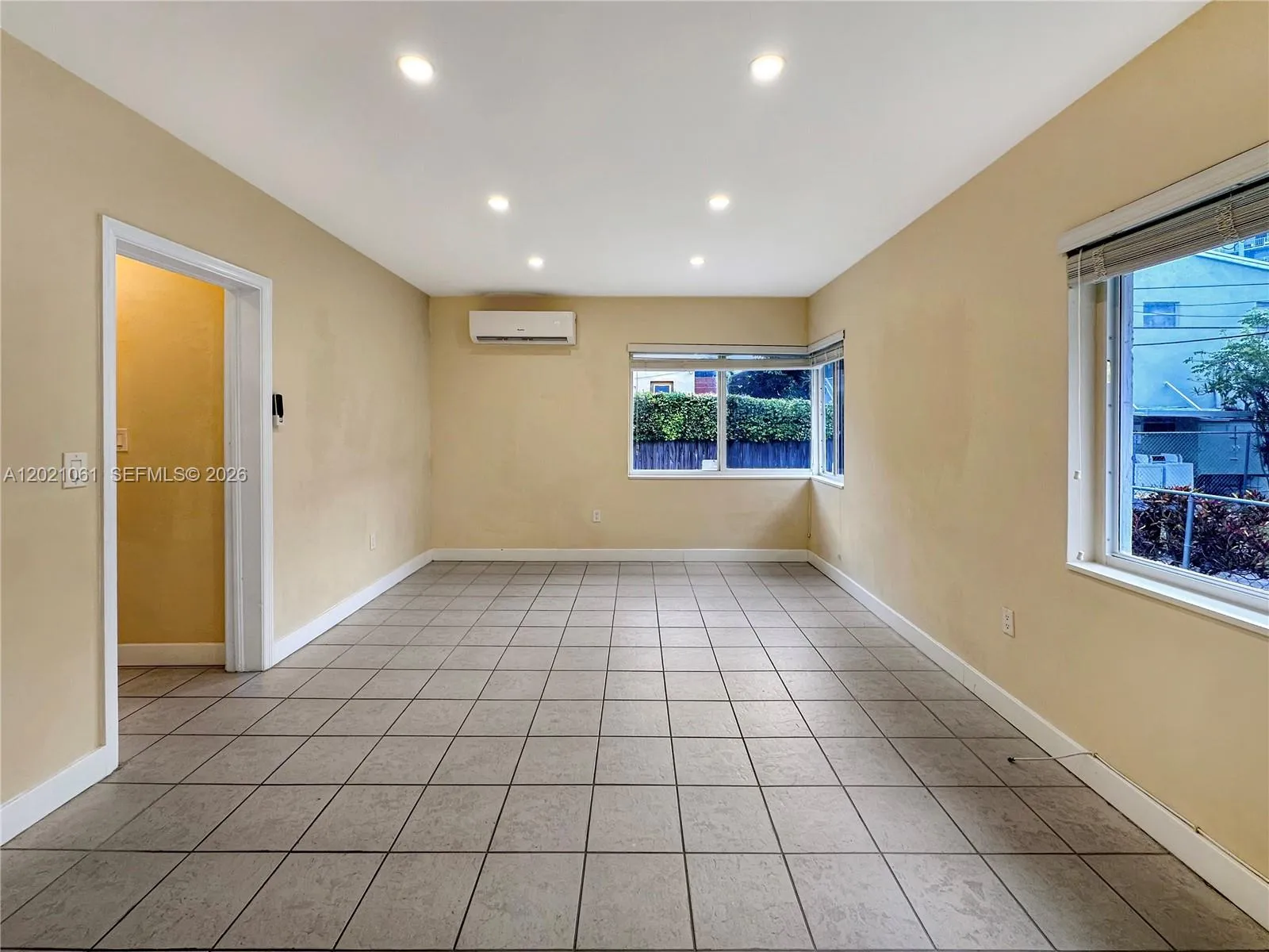 965 Bay Dr # 6, Miami Beach FL 33141